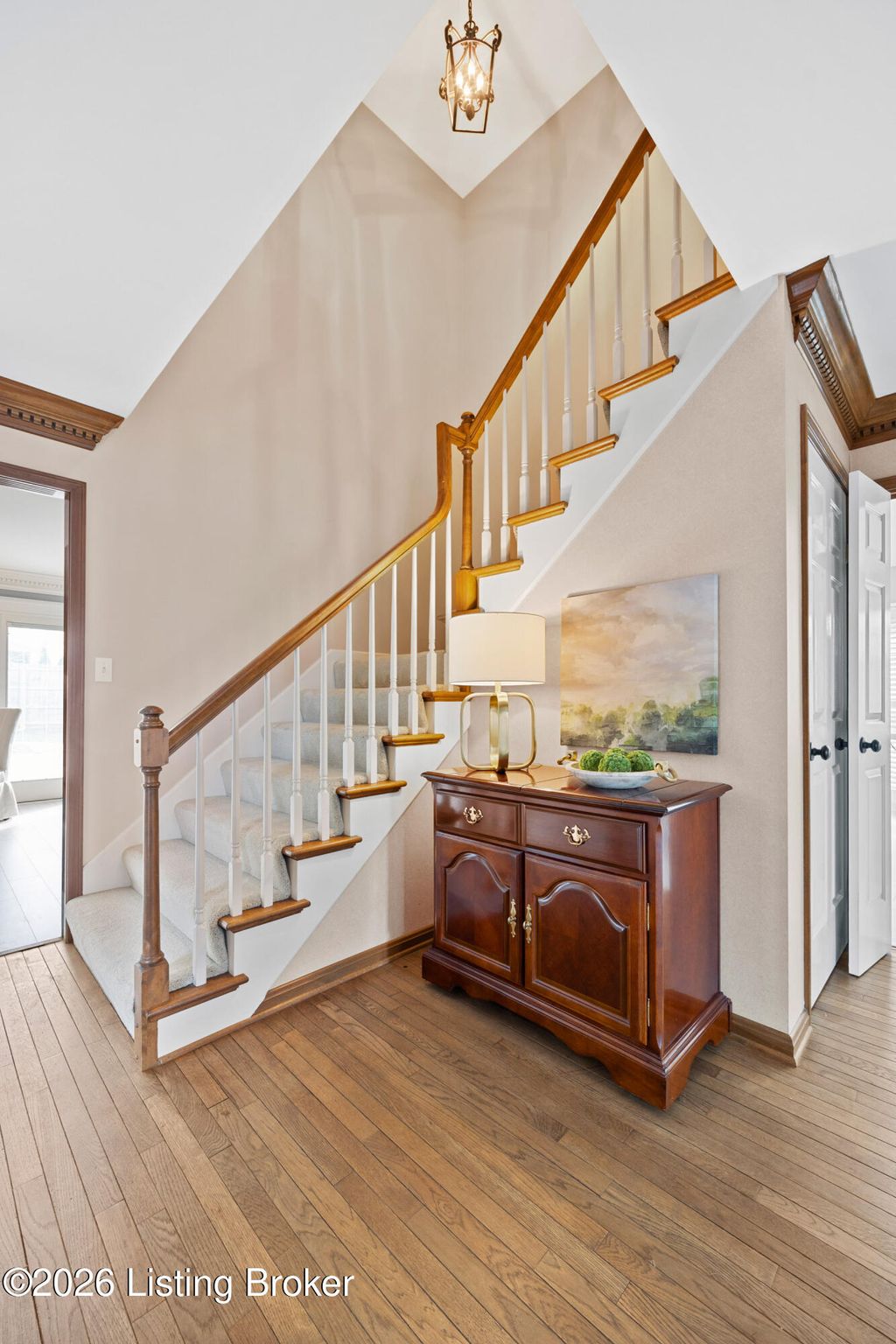 Photo of 513 Winyan Ln, Louisville, KY 40223 (MLS # 1711467)