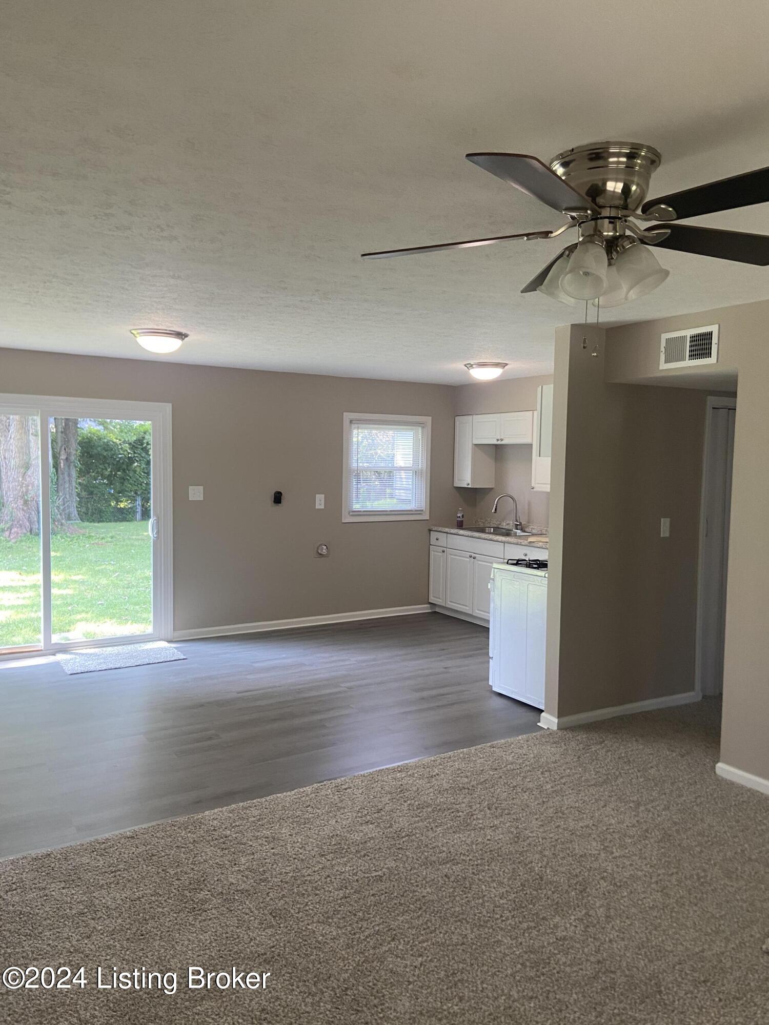 119 Briarwood Ln, Louisville, Kentucky image 4
