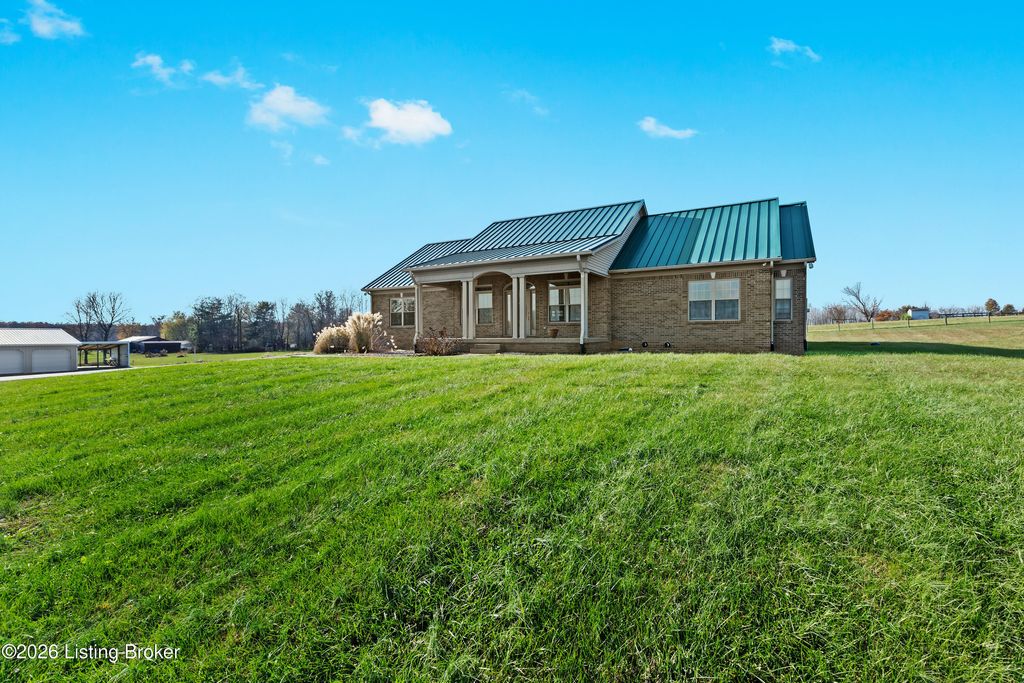 Photo of 97 Saint John Church Rd, Elizabethtown, KY 42701 (MLS # 1707182)