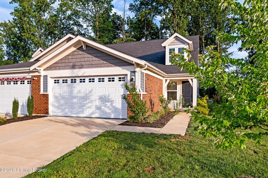 Photo of 179 Harvest Moon Ct, Shepherdsville, KY 40165 (MLS # 1722664)