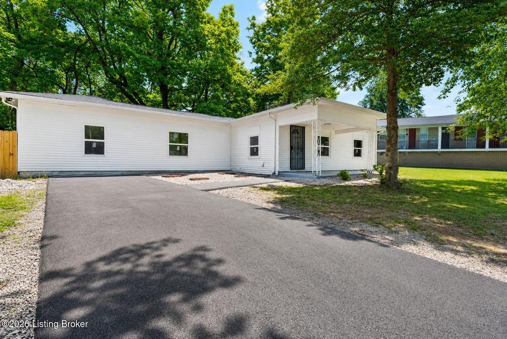 Photo of 4515 Hazelwood Ave, Louisville, KY 40214 (MLS # 1722272)