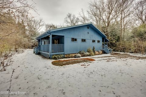 Photo of 2005 Fox Trail Dr, La Grange, KY 40031 (MLS # 1704824)