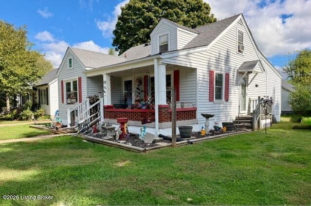 Photo of 713 Moore Ave, Bardstown, KY 40004 (MLS # 1732198)