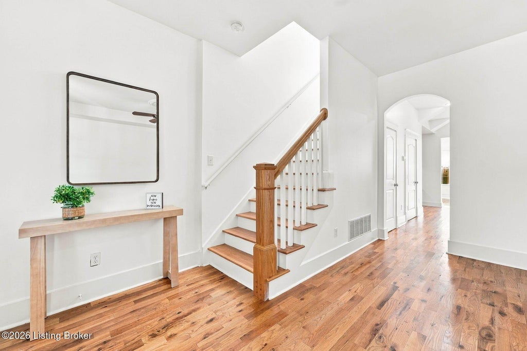 Photo of 248 Delmont Ave, Louisville, KY 40206 (MLS # 1733066)