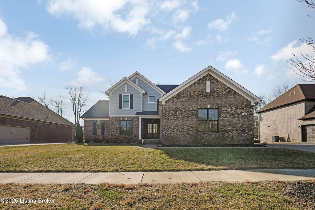 Photo of 1911 Scenic Lakes Dr, Louisville, KY 40245 (MLS # 1707988)