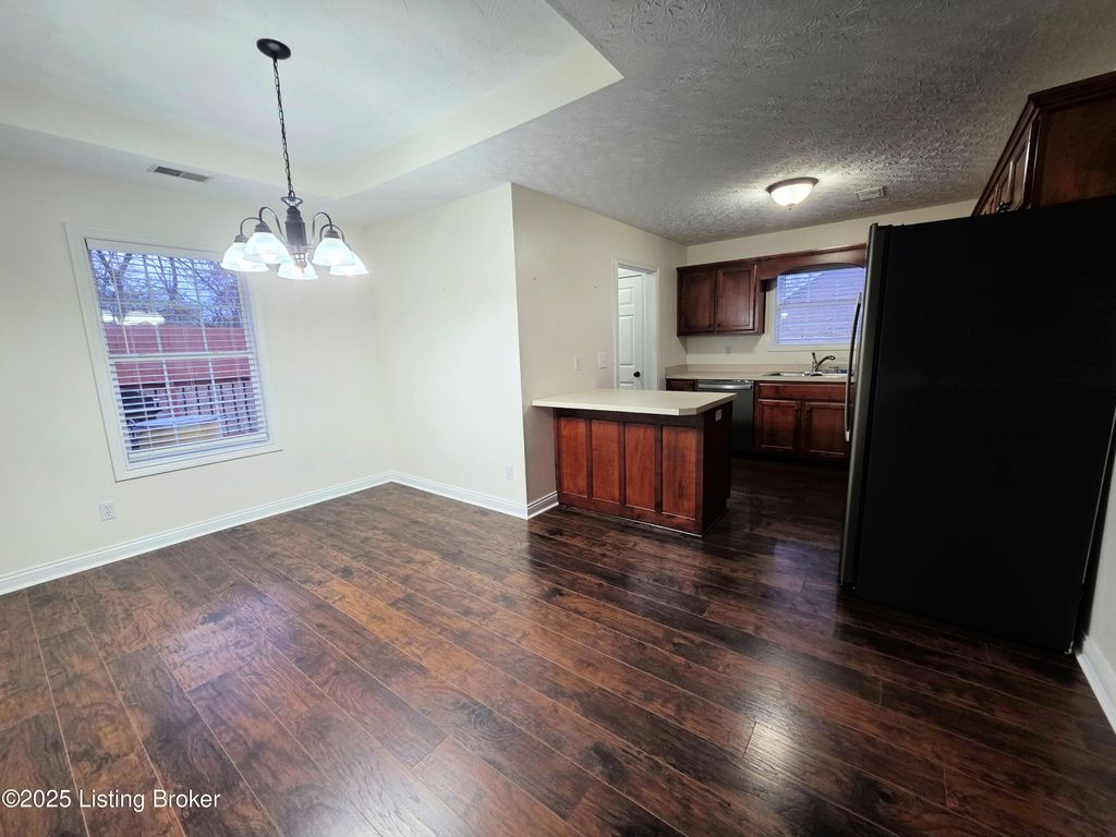 Photo of 140 Benelli Dr, Bardstown, KY 40004 (MLS # 1705252)