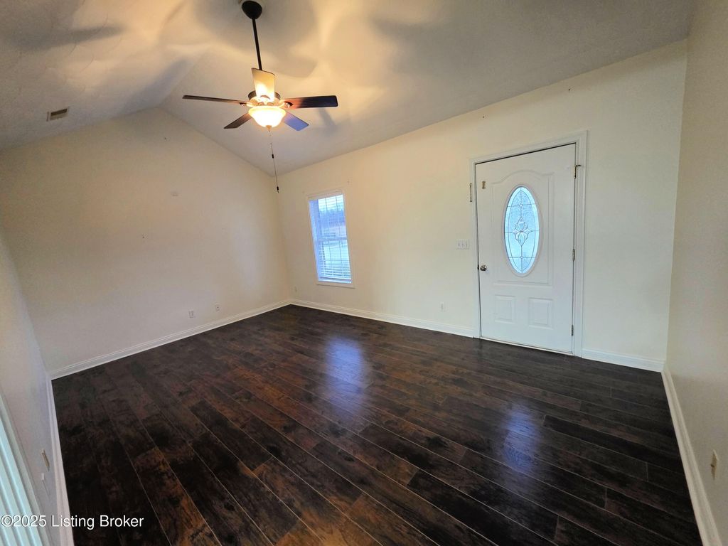 Photo of 140 Benelli Dr, Bardstown, KY 40004 (MLS # 1705252)