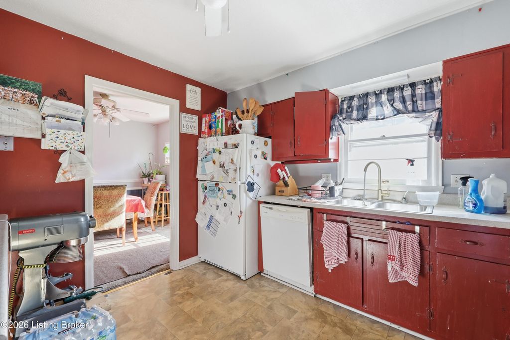 Photo of 1471 Bonnie Brae Dr, Shelbyville, KY 40065 (MLS # 1711891)