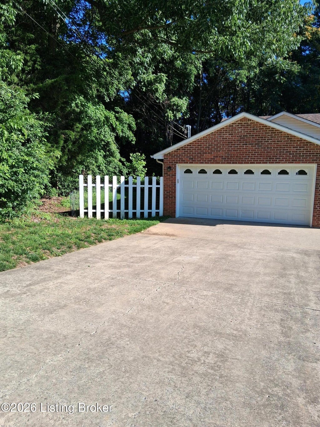 Photo of 3440 Doe Valley Pkwy, Brandenburg, KY 40108 (MLS # 1723189)