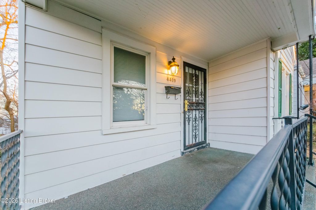 Photo of 4405 S 2nd St, Louisville, KY 40214 (MLS # 1708388)