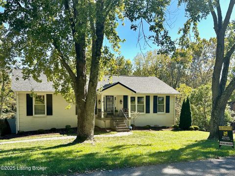 Photo of 5316 Arrowshire Dr, La Grange, KY 40031 (MLS # 1700705)