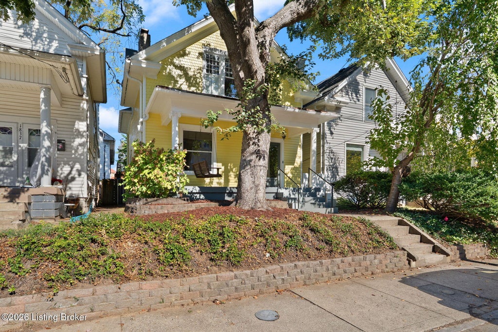 Photo of 1839 Sherwood Ave, Louisville, KY 40205 (MLS # 1731030)