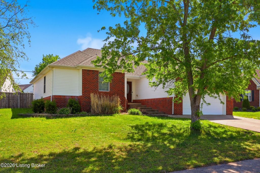 Photo of 508 Harlan Dr, Nicholasville, KY 40356 (MLS # 1714822)