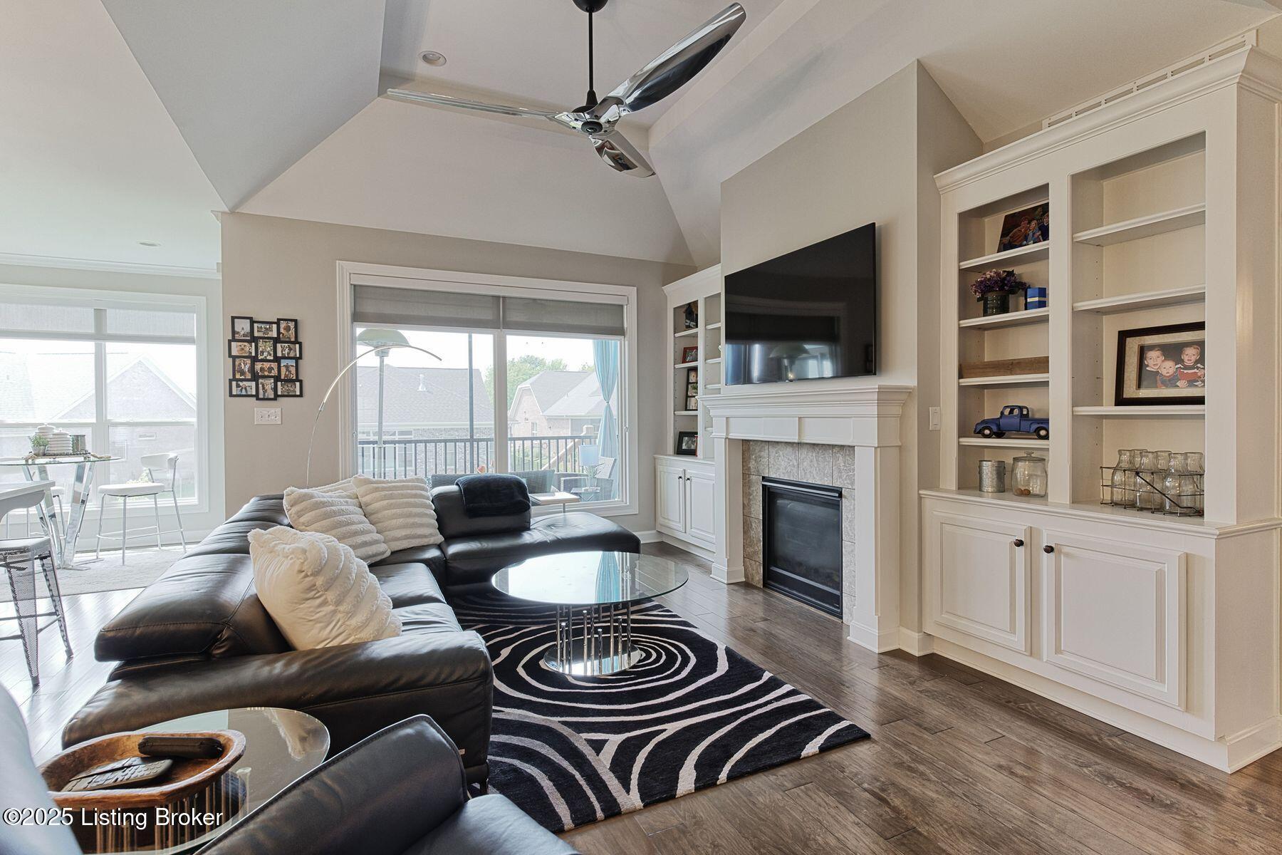 1206 Helm Place Ln, Louisville, Kentucky image 15