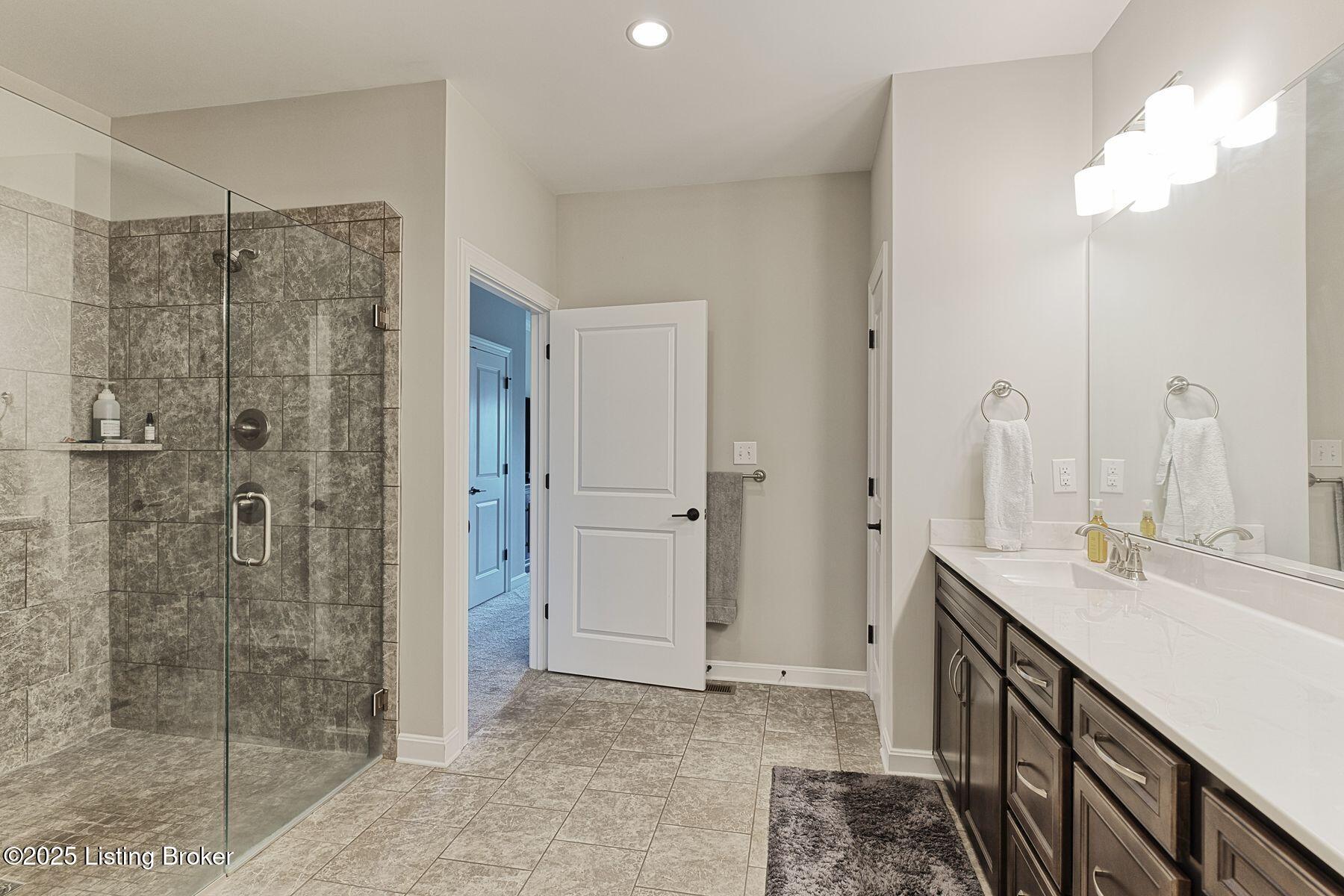 1206 Helm Place Ln, Louisville, Kentucky image 26