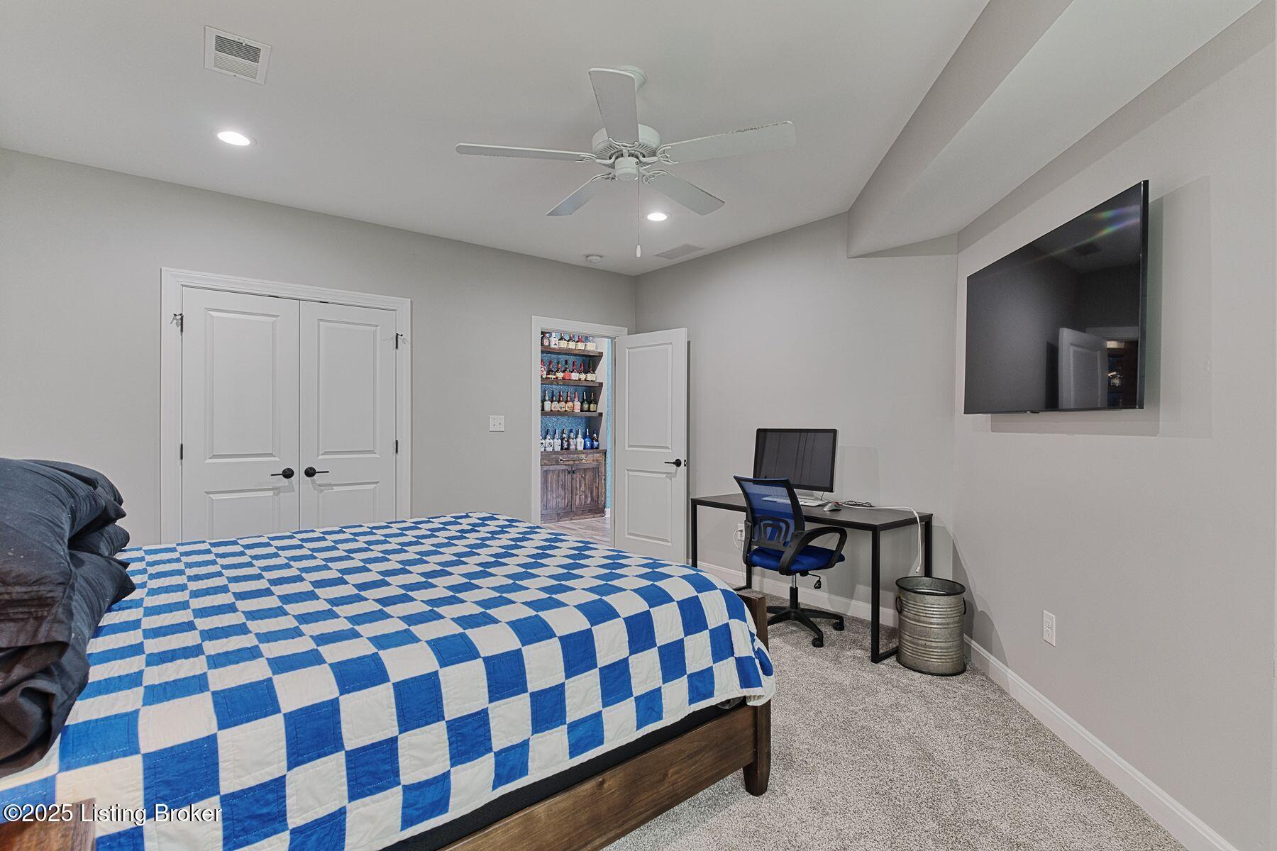 1206 Helm Place Ln, Louisville, Kentucky image 40