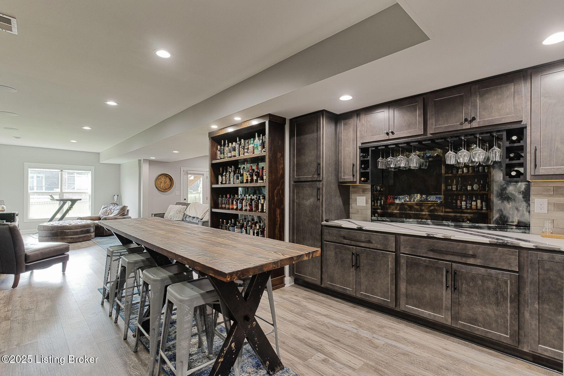 1206 Helm Place Ln, Louisville, Kentucky image 36
