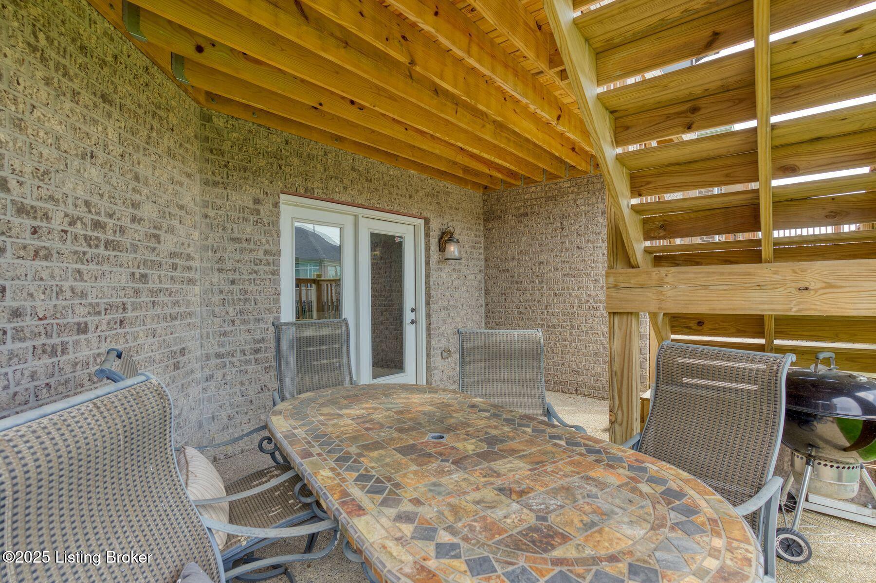 1206 Helm Place Ln, Louisville, Kentucky image 45
