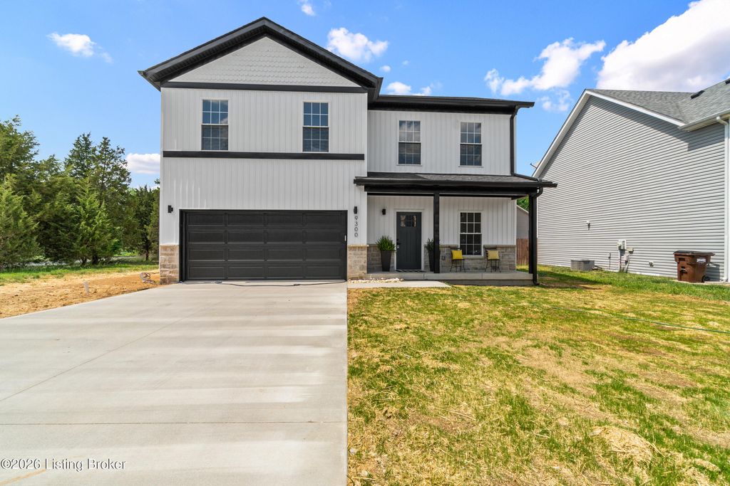 Photo of 9300 River Trail Dr, Louisville, KY 40229 (MLS # 1715519)