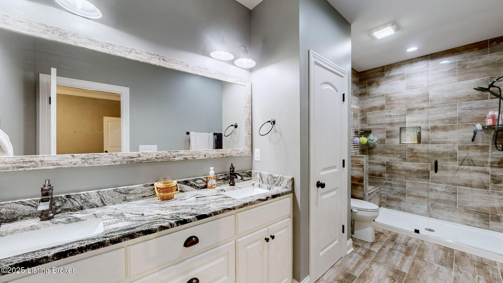 670 Meadowland Trail, Shepherdsville, Kentucky image 17