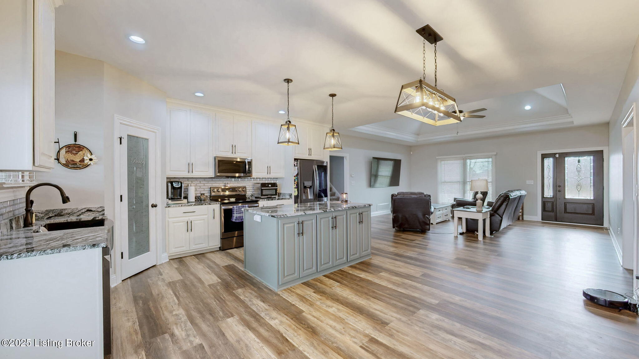 670 Meadowland Trail, Shepherdsville, Kentucky image 14