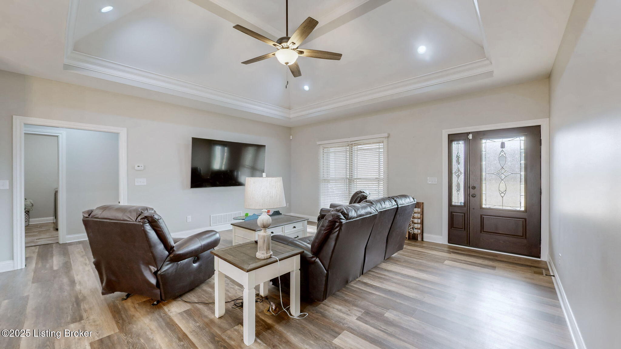 670 Meadowland Trail, Shepherdsville, Kentucky image 3