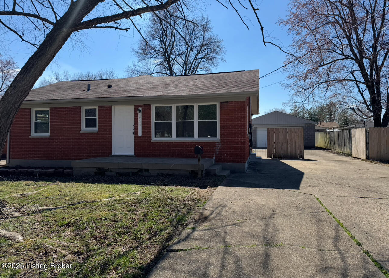 2508 Martin Ave, Louisville, Pennsylvania image 2