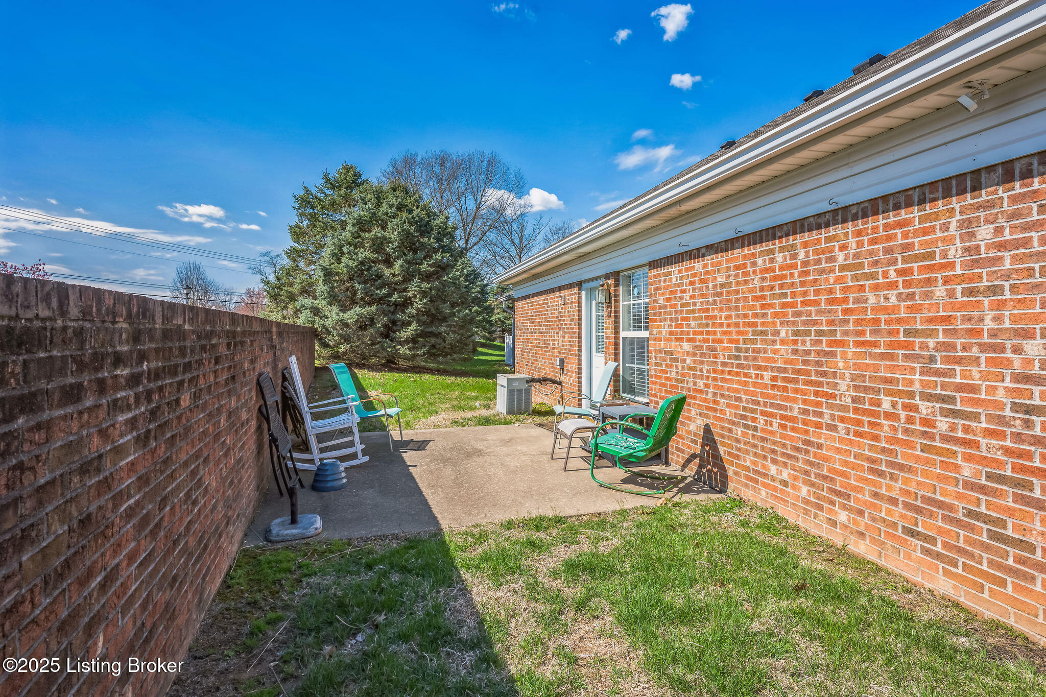 8501 Applegate Village Dr, Louisville, Kentucky image 14