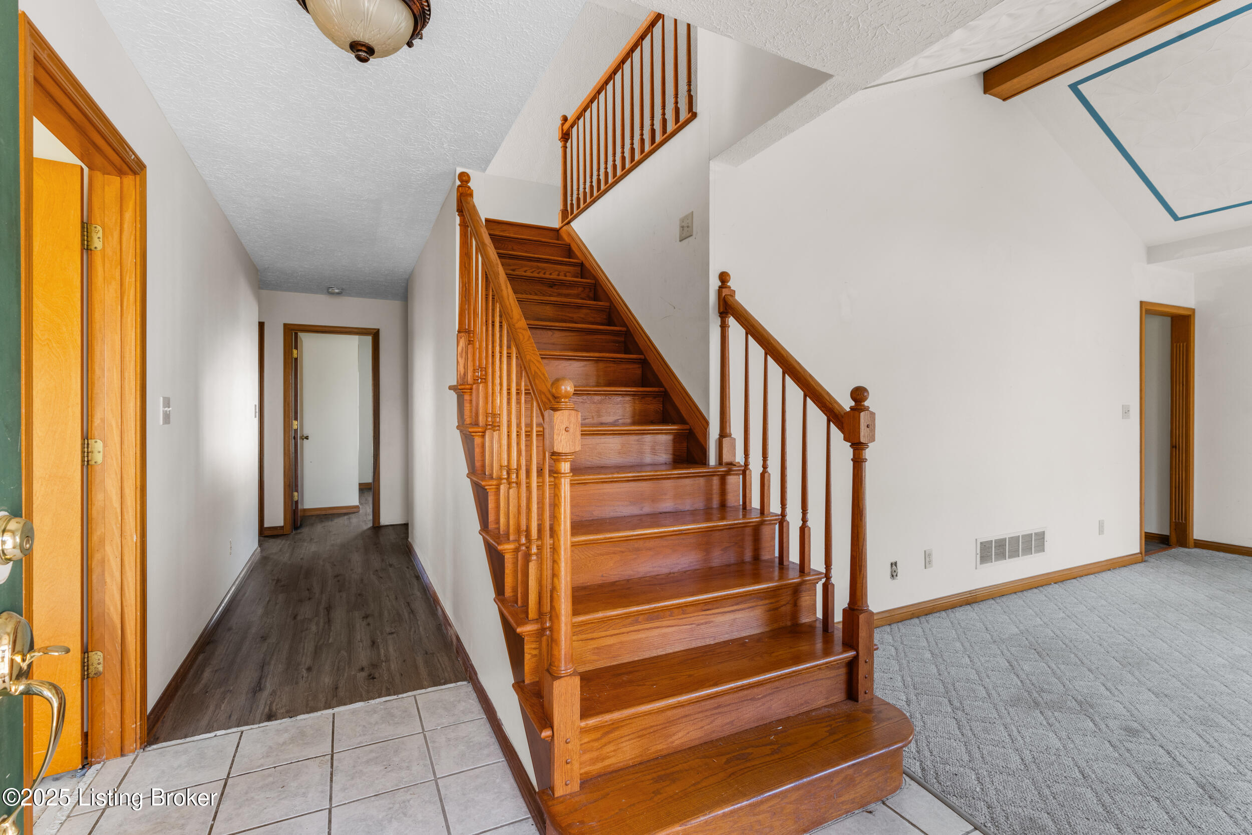 595 Centerview Dr, Shepherdsville, Kentucky image 12
