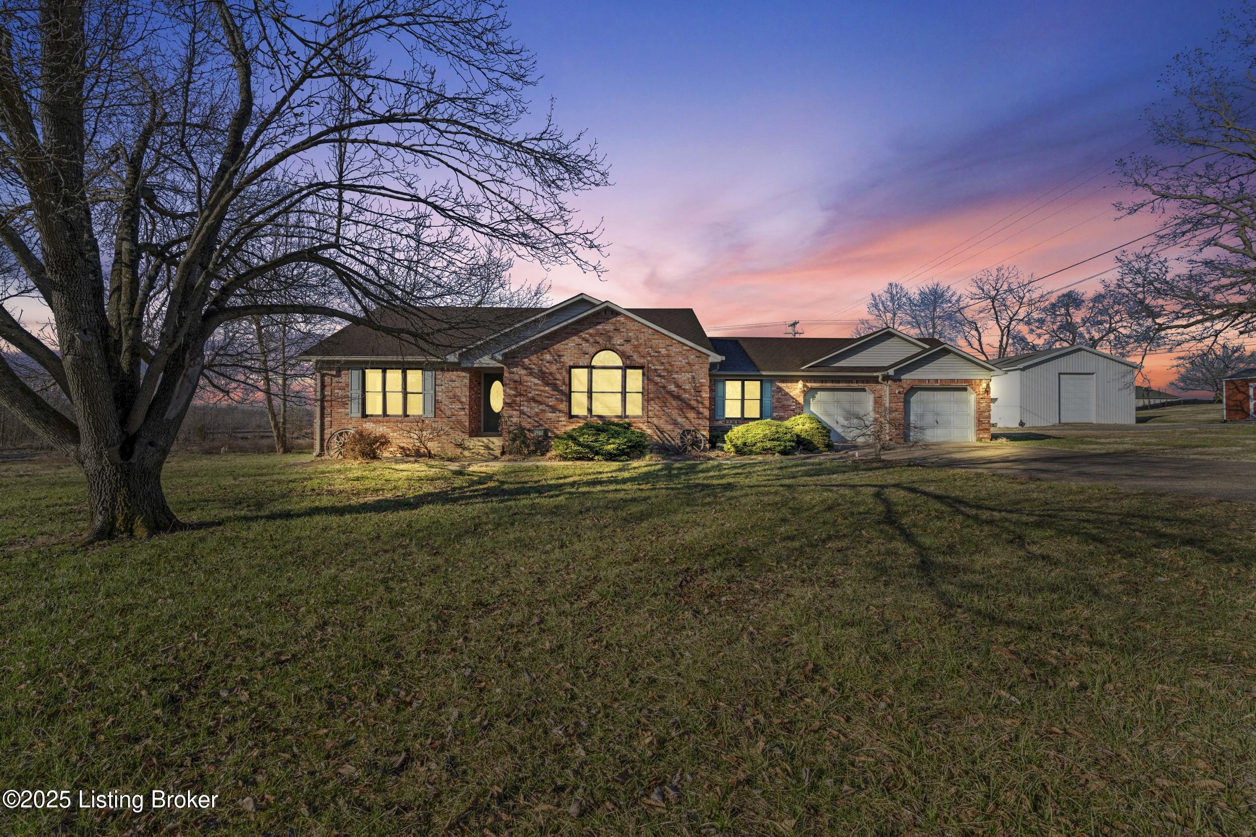 595 Centerview Dr, Shepherdsville, Kentucky image 2