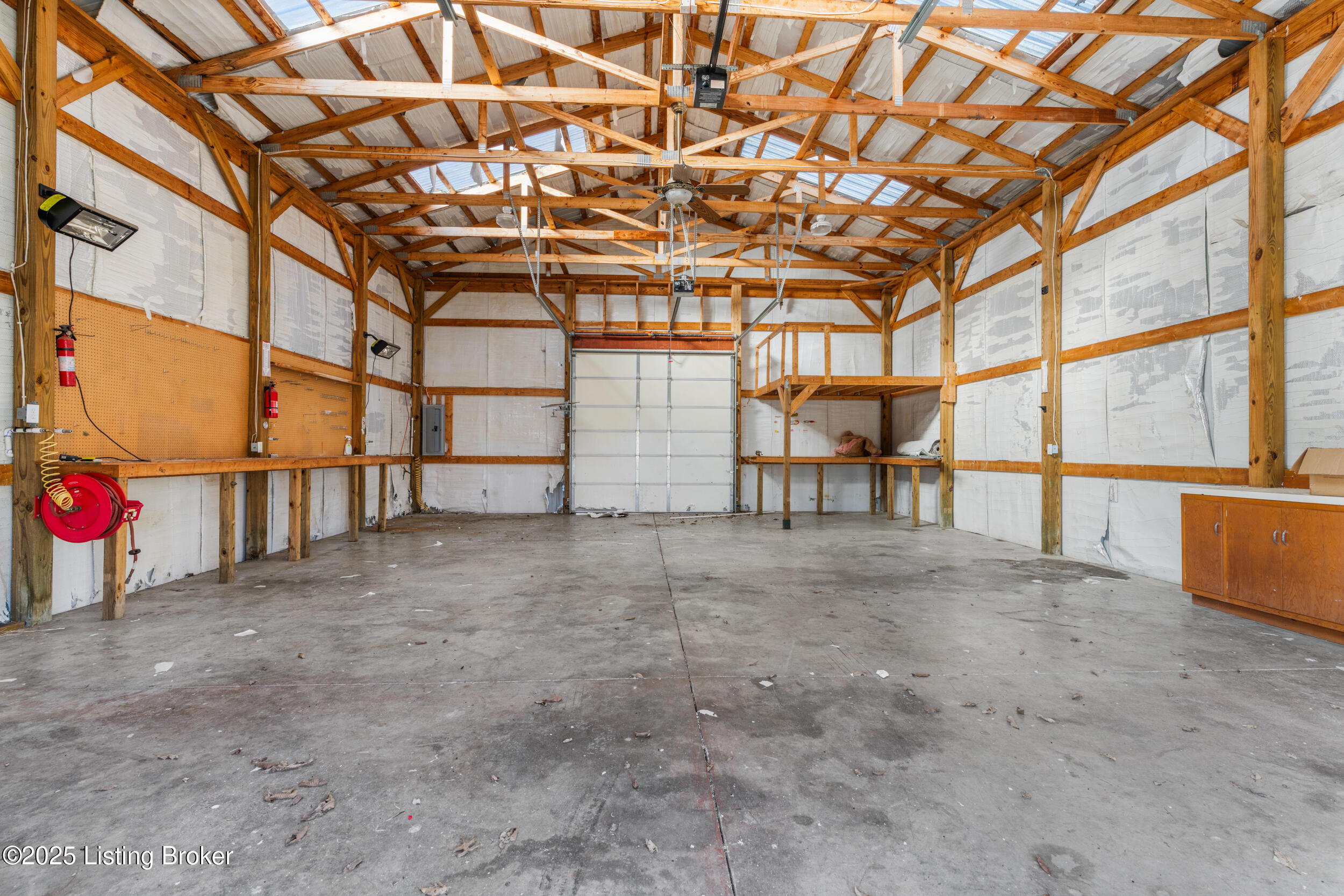 595 Centerview Dr, Shepherdsville, Kentucky image 11