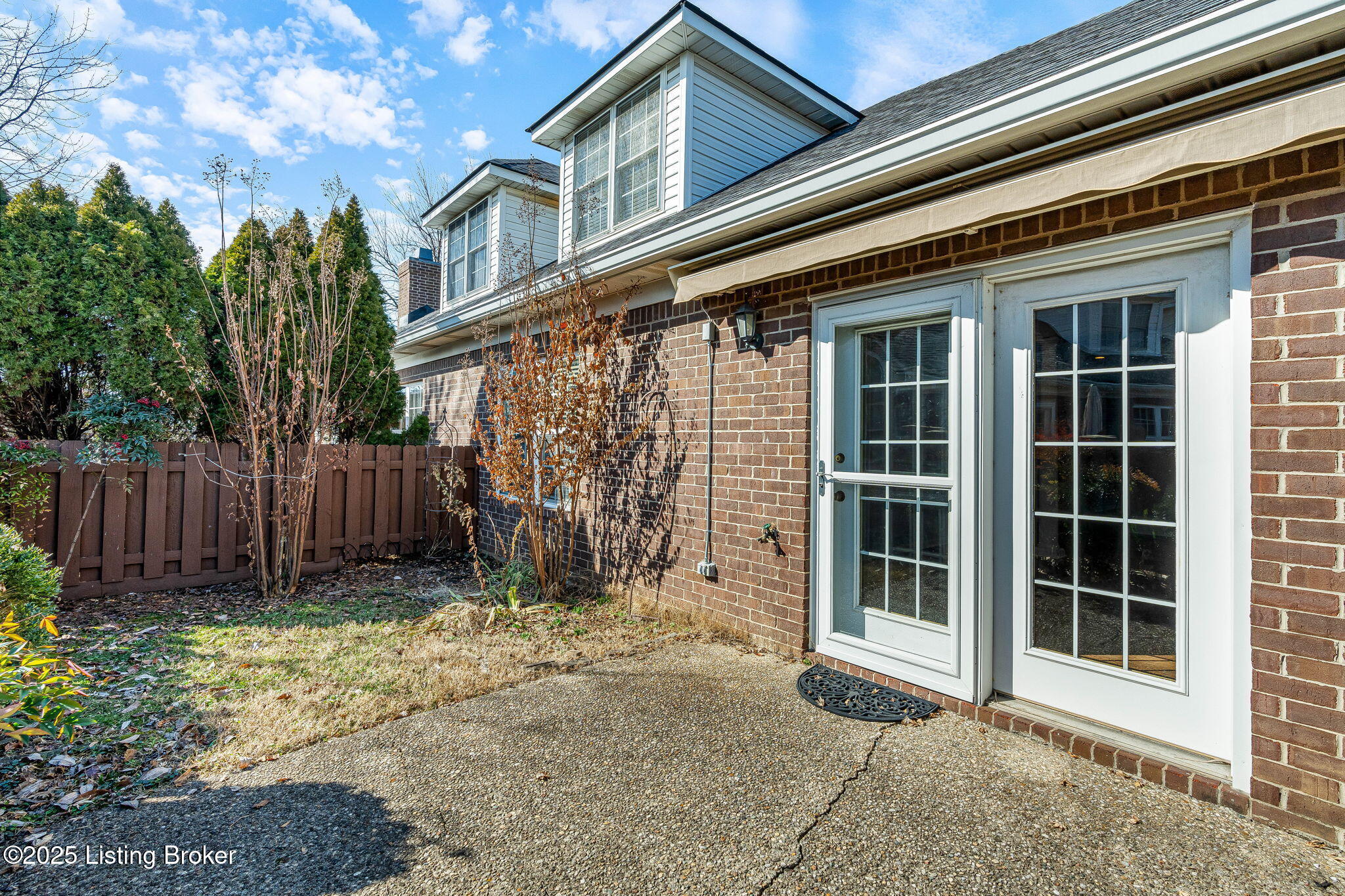 9831 Spring Gate Dr, Louisville, Kentucky image 31