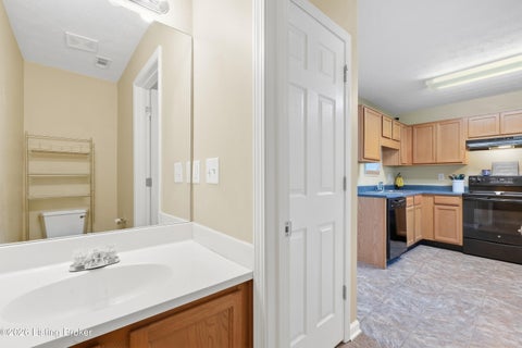 Tiny photo for 217 Miles Dr, Shepherdsville, KY 40165 (MLS # 1729382)