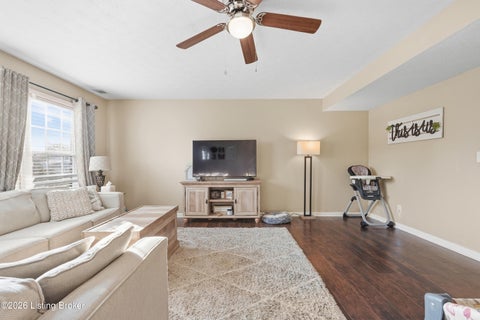 Tiny photo for 217 Miles Dr, Shepherdsville, KY 40165 (MLS # 1729382)