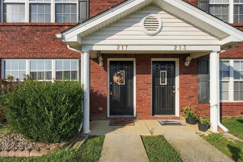 Tiny photo for 217 Miles Dr, Shepherdsville, KY 40165 (MLS # 1729382)