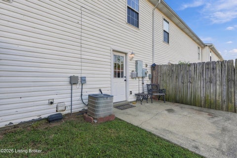 Tiny photo for 217 Miles Dr, Shepherdsville, KY 40165 (MLS # 1729382)