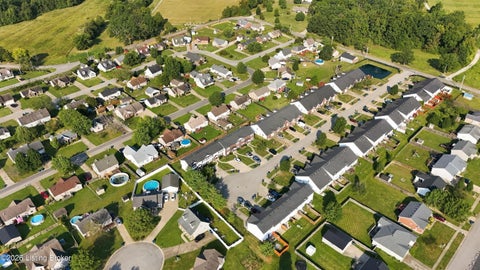 Tiny photo for 217 Miles Dr, Shepherdsville, KY 40165 (MLS # 1729382)