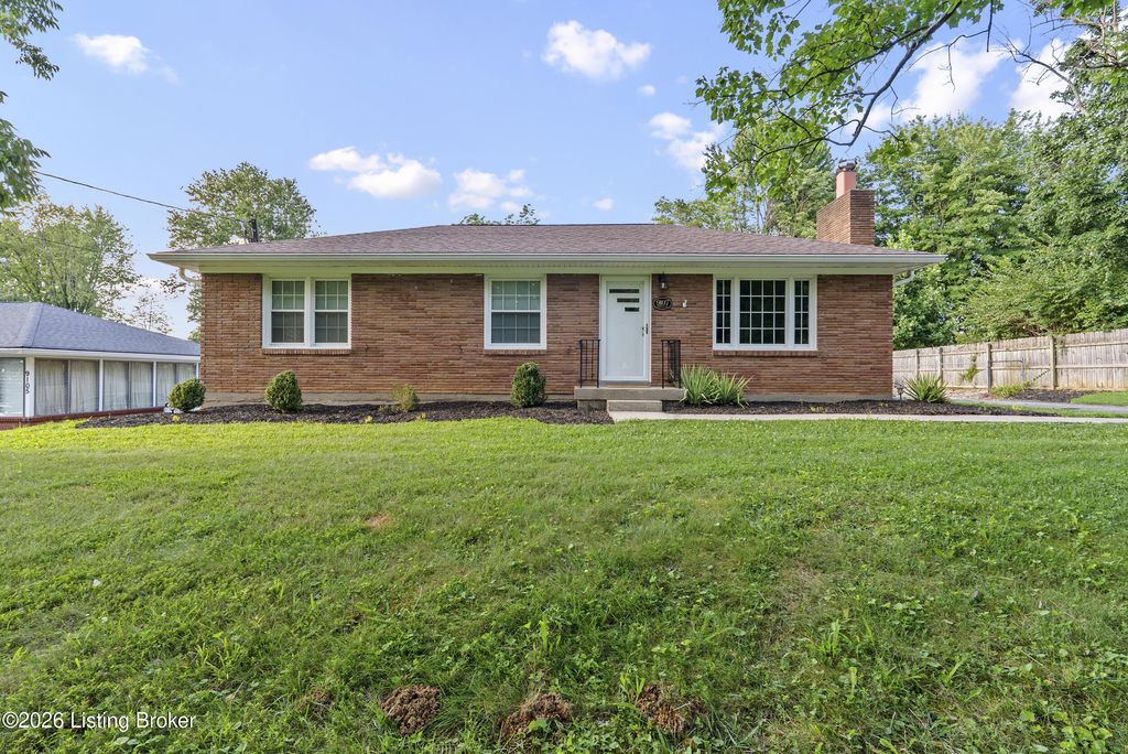 Photo of 9107 Hudson Ln, Louisville, KY 40291 (MLS # 1723328)