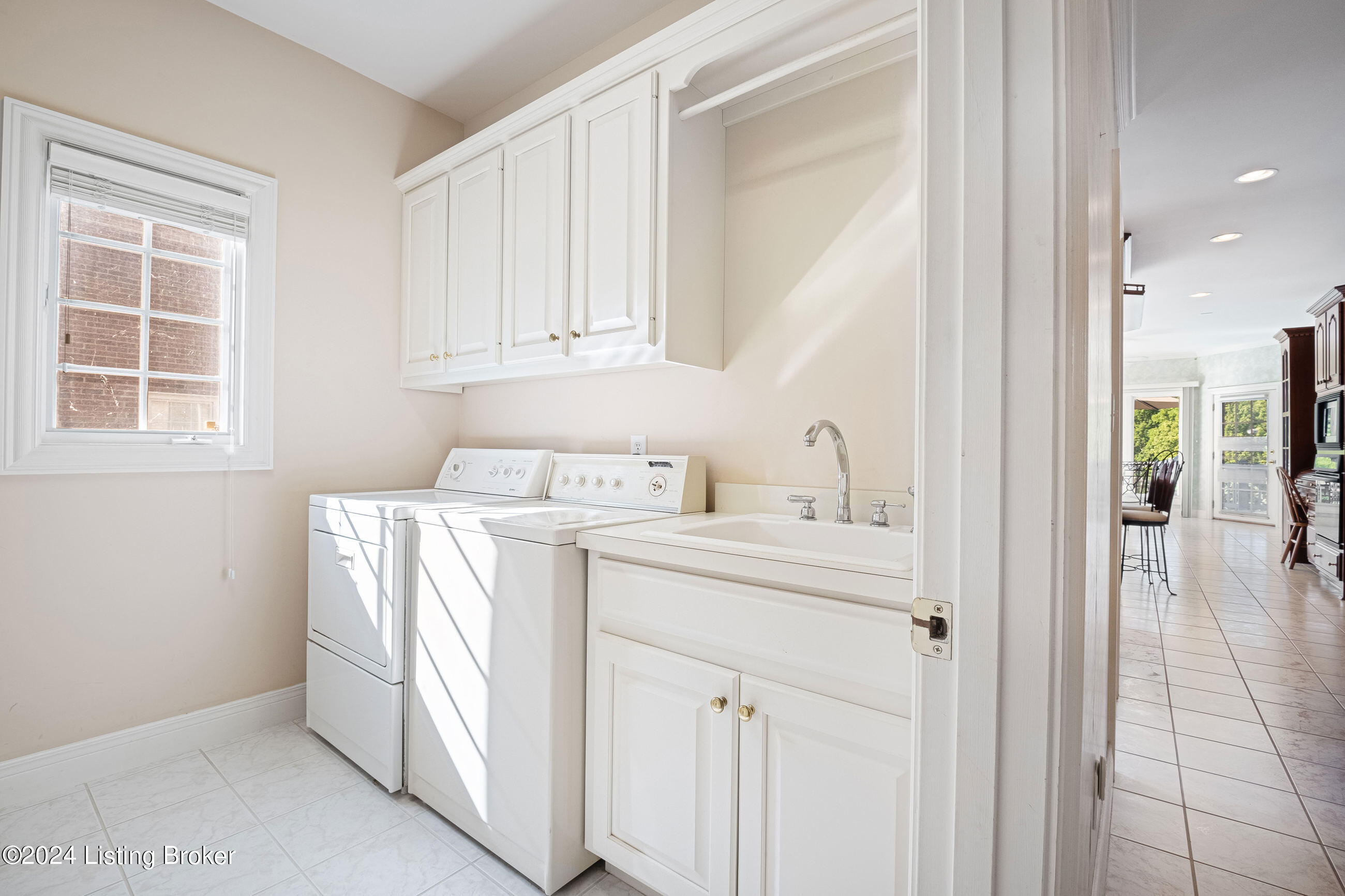 14702 Forest Oaks Dr, Louisville, Kentucky image 34