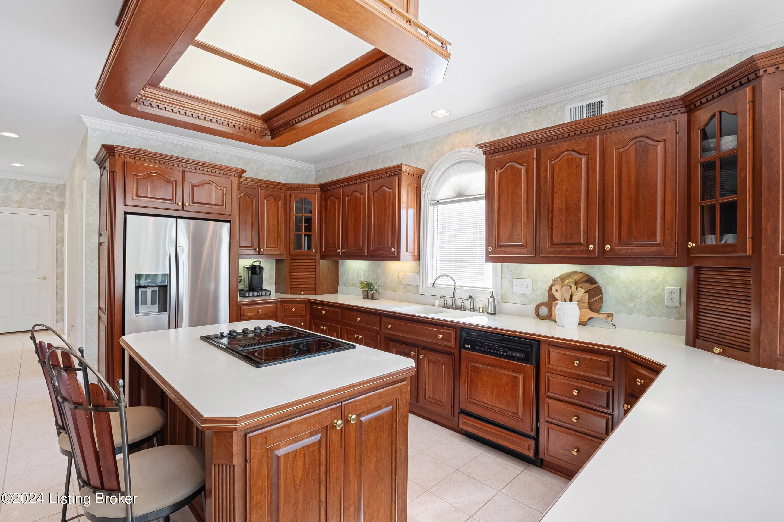 14702 Forest Oaks Dr, Louisville, Kentucky image 5