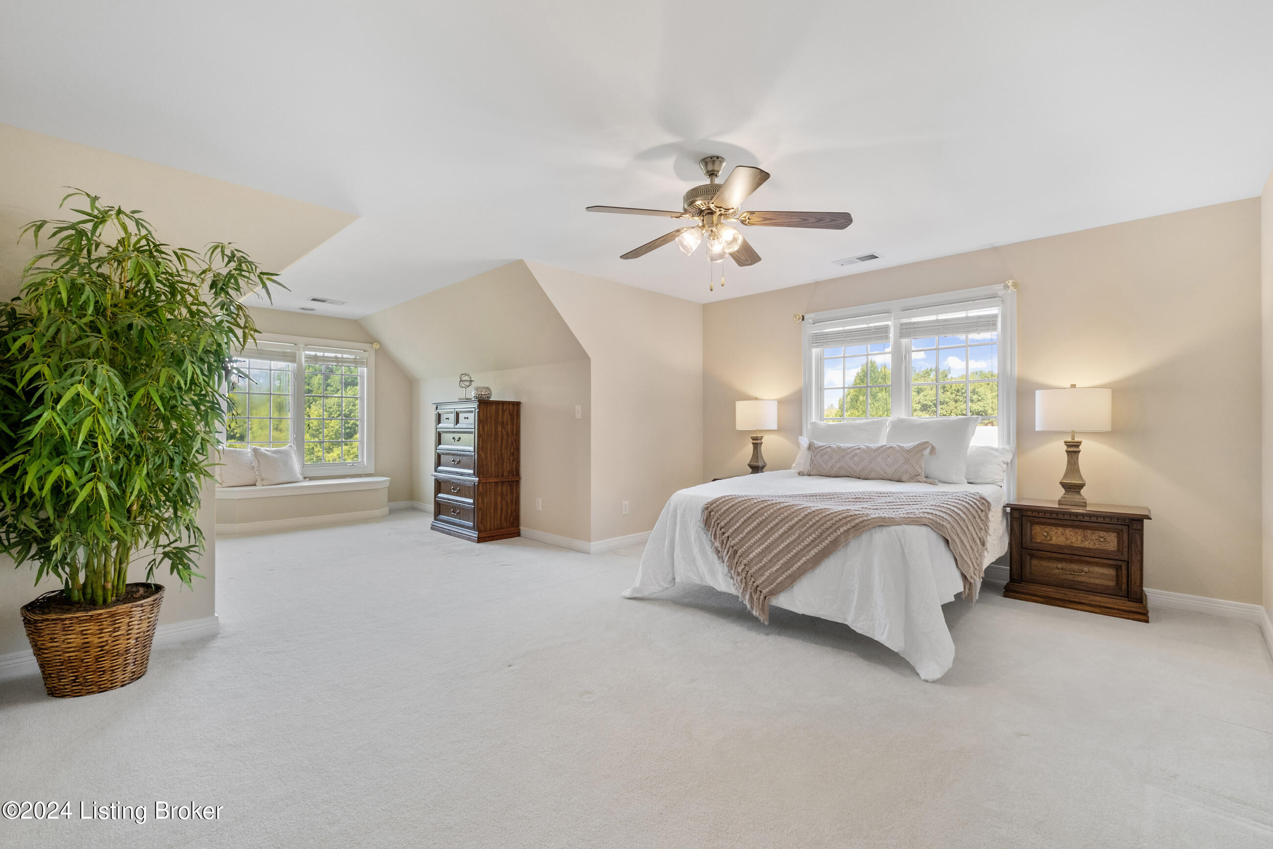 14702 Forest Oaks Dr, Louisville, Kentucky image 11