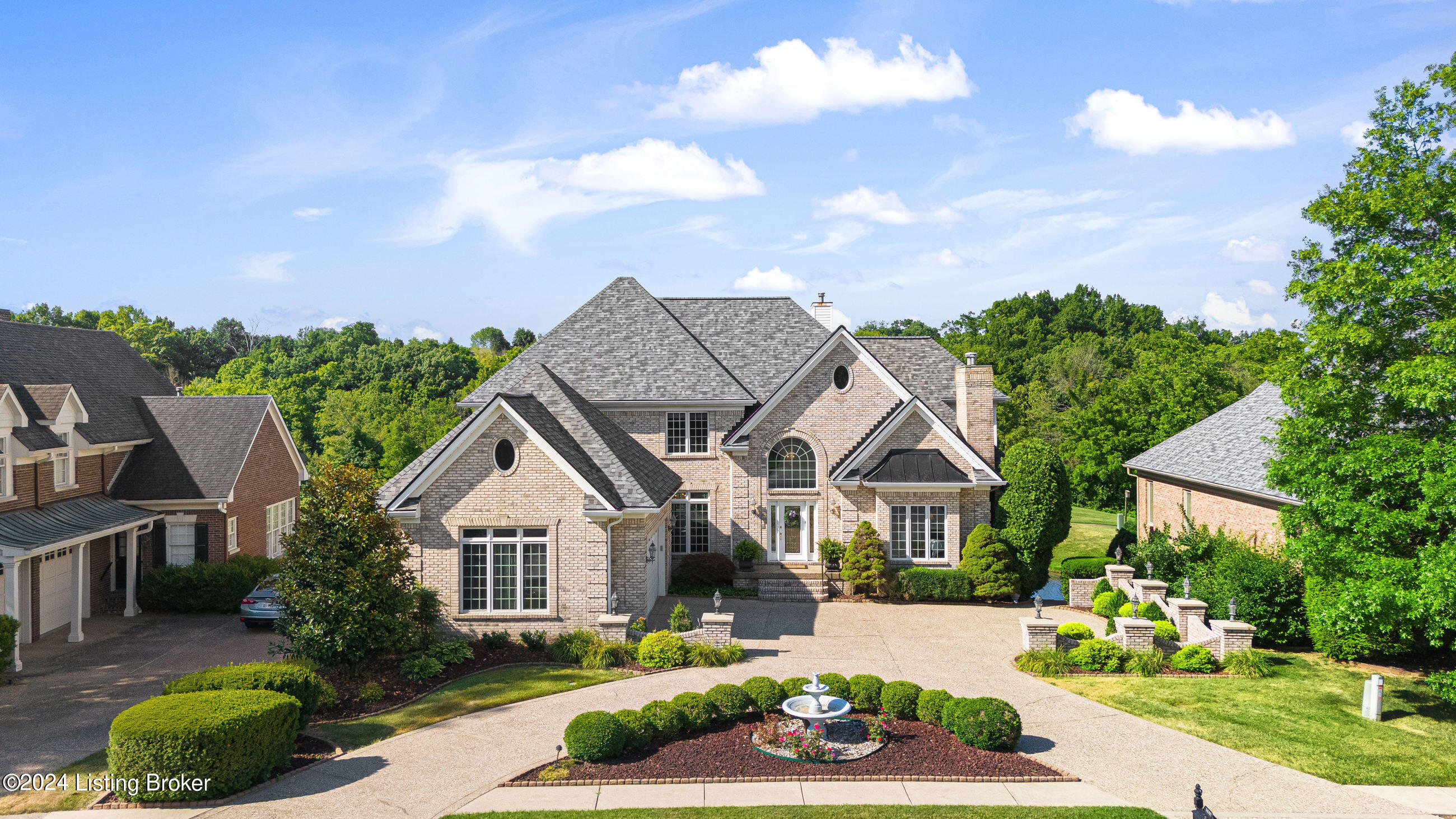 14702 Forest Oaks Dr, Louisville, Kentucky image 1