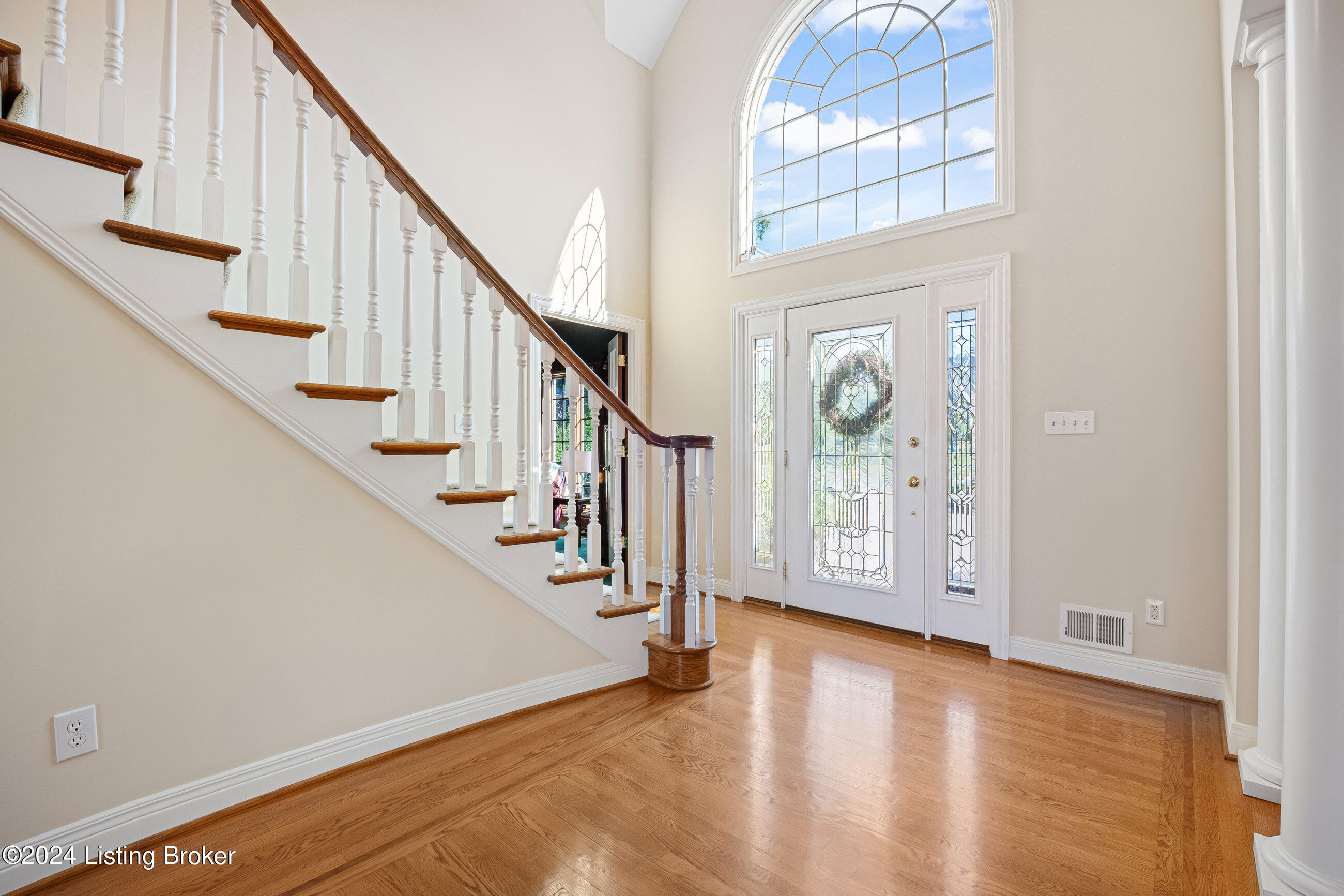 14702 Forest Oaks Dr, Louisville, Kentucky image 18