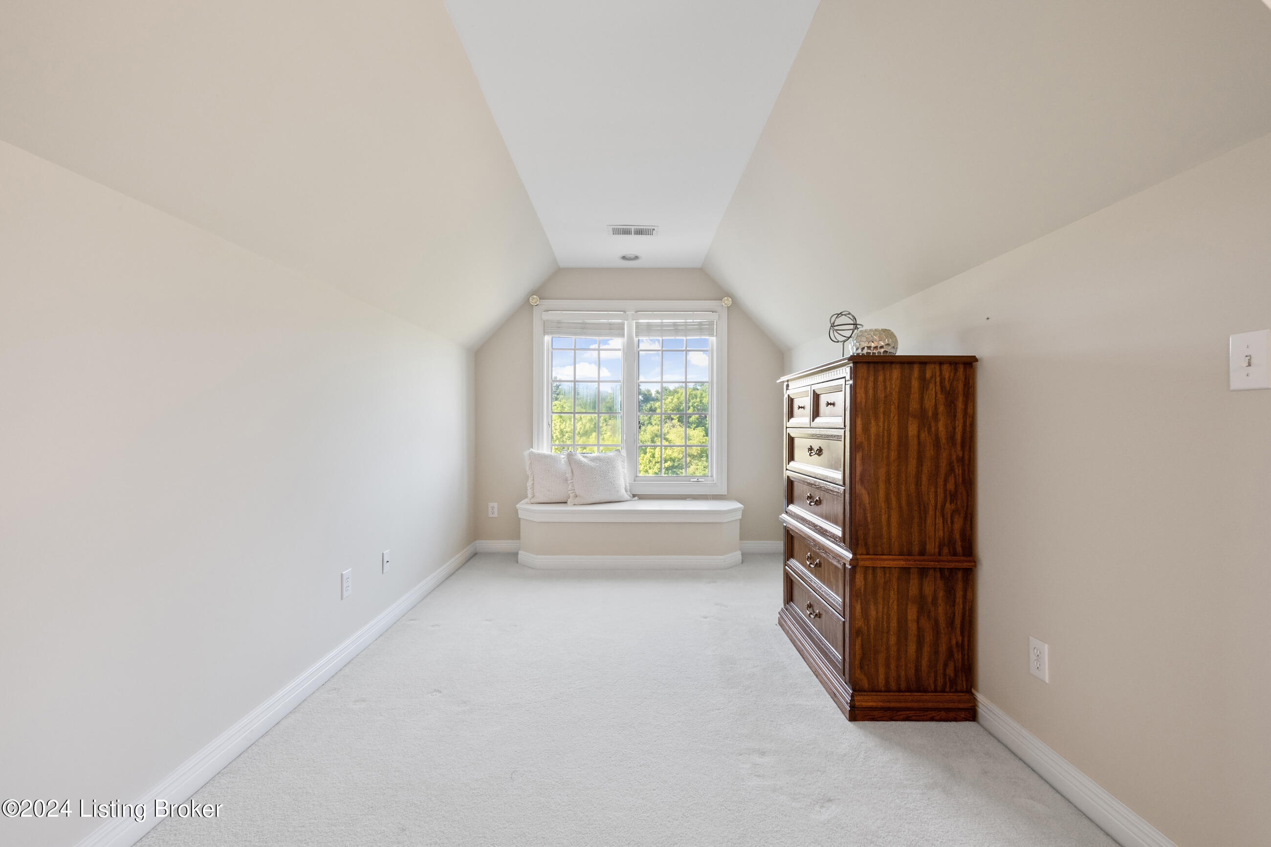 14702 Forest Oaks Dr, Louisville, Kentucky image 46