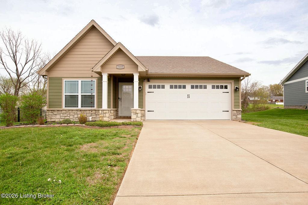 Photo of 7997 Pikewood Field Way, Louisville, KY 40219 (MLS # 1714115)