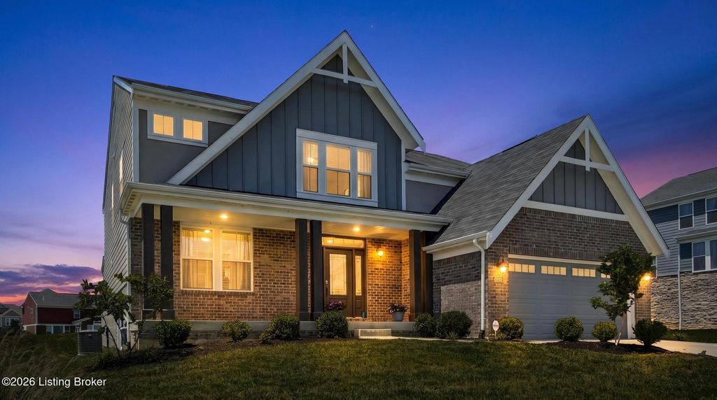 Photo of 15802 Stonehouse Ct, Louisville, KY 40245 (MLS # 1718912)
