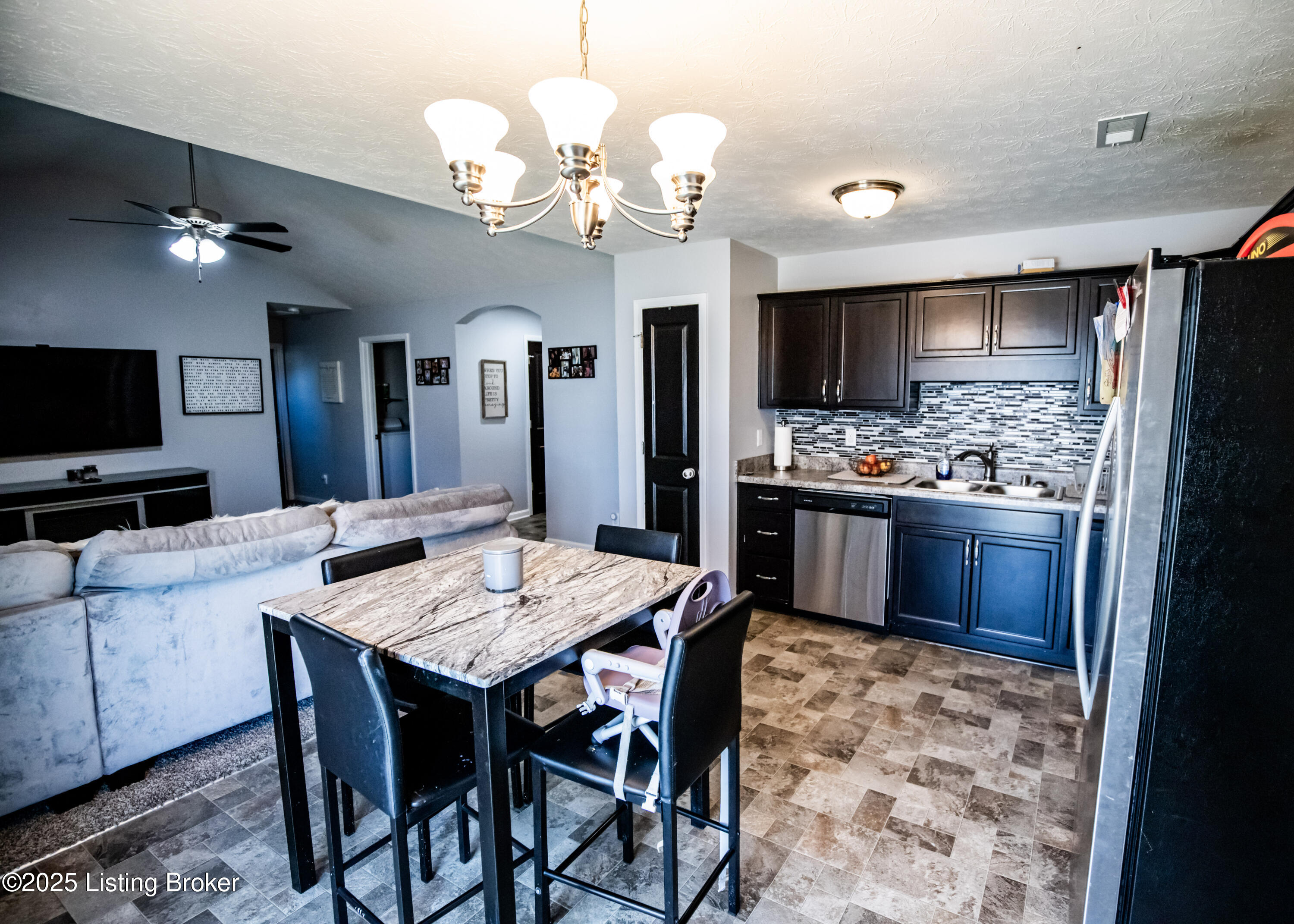 208 Gadwall Ct, Shepherdsville, Kentucky image 11