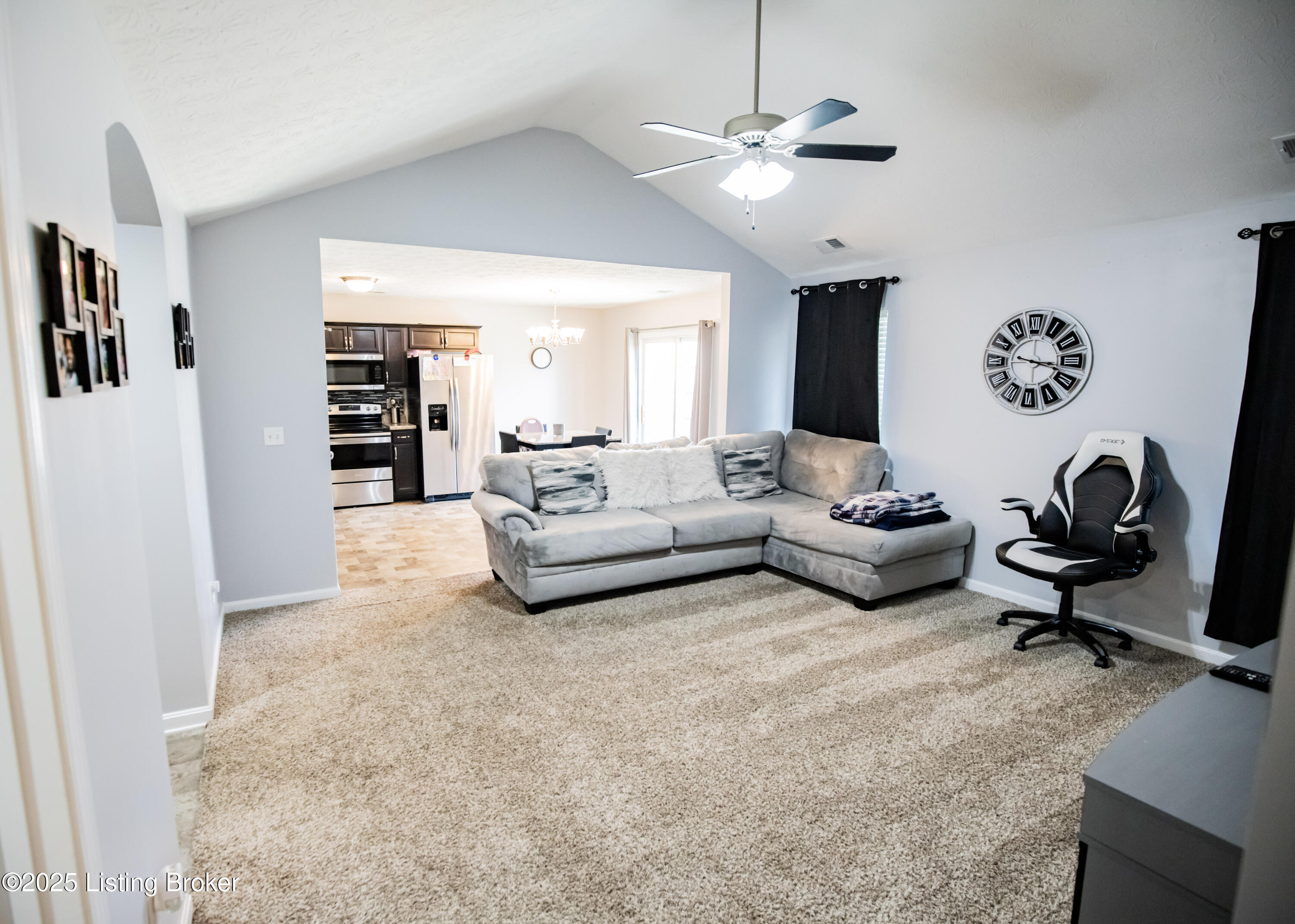 208 Gadwall Ct, Shepherdsville, Kentucky image 6