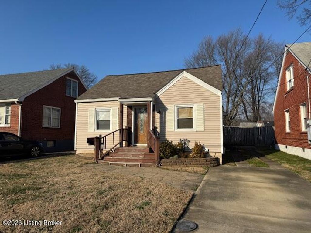 Photo of 331 Alger Ave, Louisville, KY 40214 (MLS # 1706117)