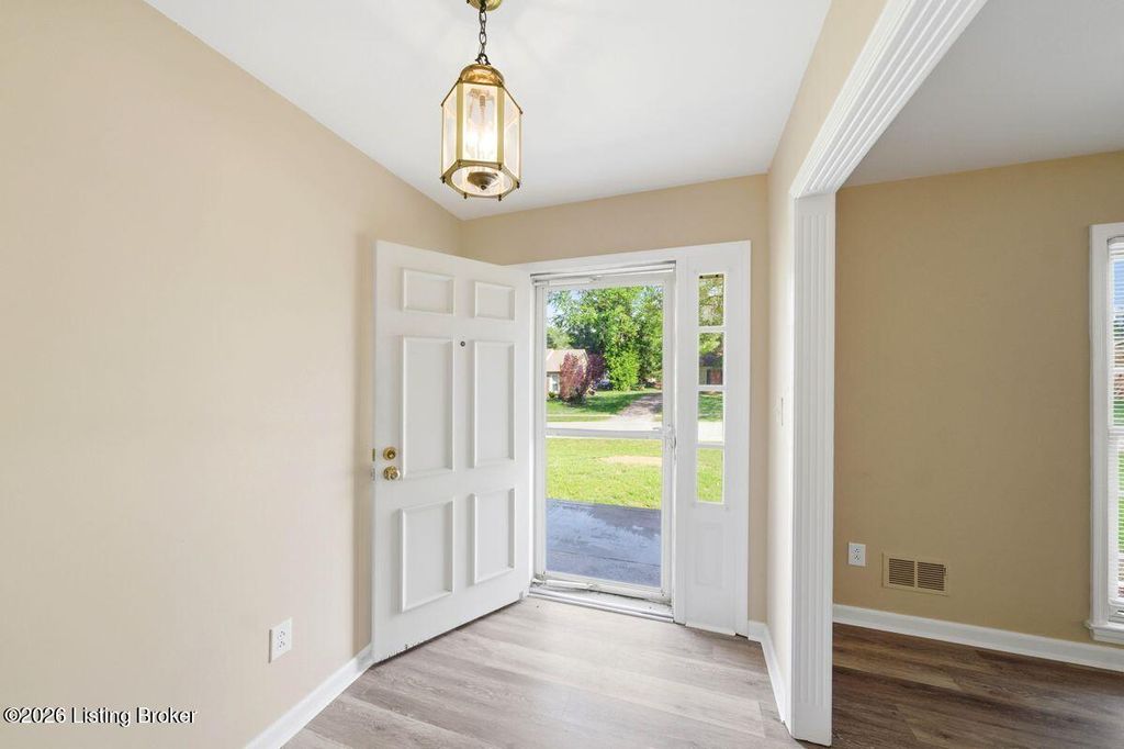 Photo of 4307 Windy Oaks Rd, Louisville, KY 40241 (MLS # 1708344)